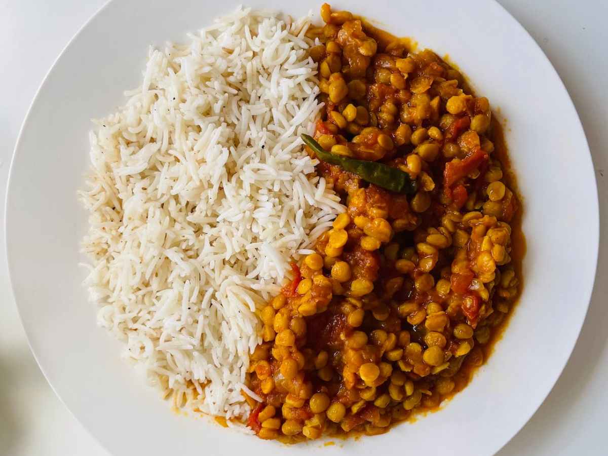 Curry de haricots mungo et légumes au lait de&nbsp;coco.